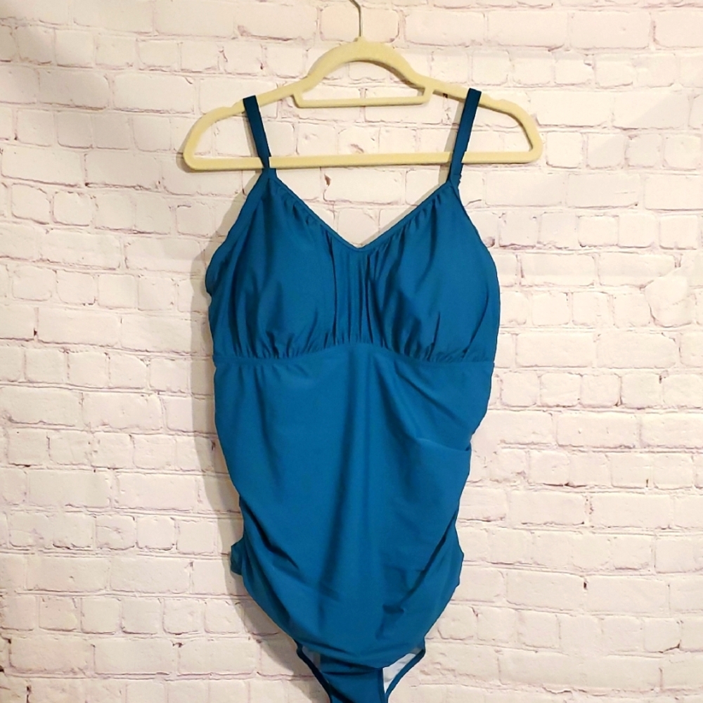 NWT Aqua Eve Green One-Piece Swimsuit w/ Coverup - Picture 1 of 10